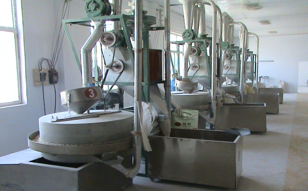 石磨面粉机械